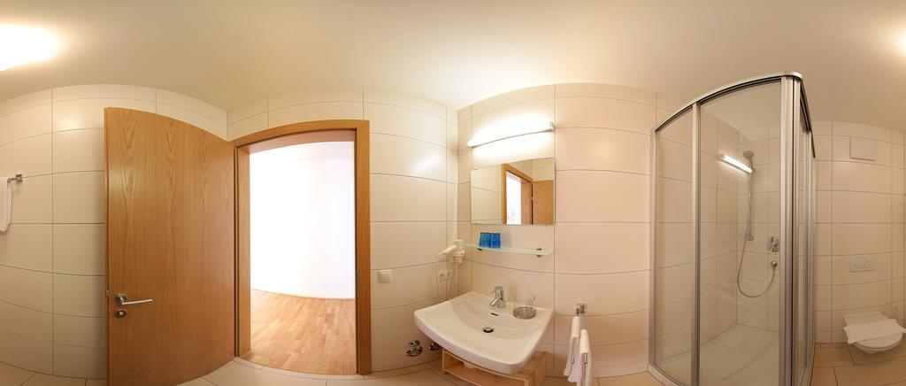 Apart Mountain Lodge Майерхофен Стая снимка